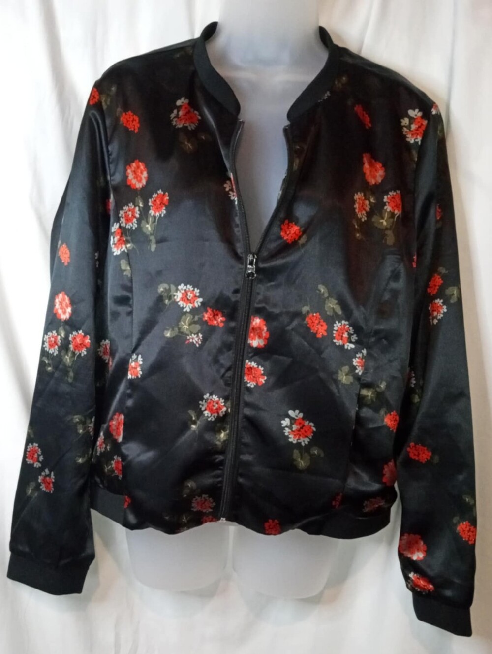 JustFab Black Satin Bomber Jacket Red Floral Print Asian Japan K-POP XL Party